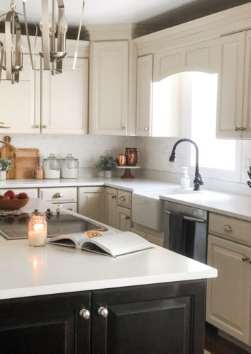 We swapped our granite for these gorgeous white quartz countertops and we LOVE them! #quartzcountertops