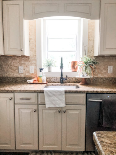 How we installed our farmhouse sink and what we learned along the way #farmhouse sink