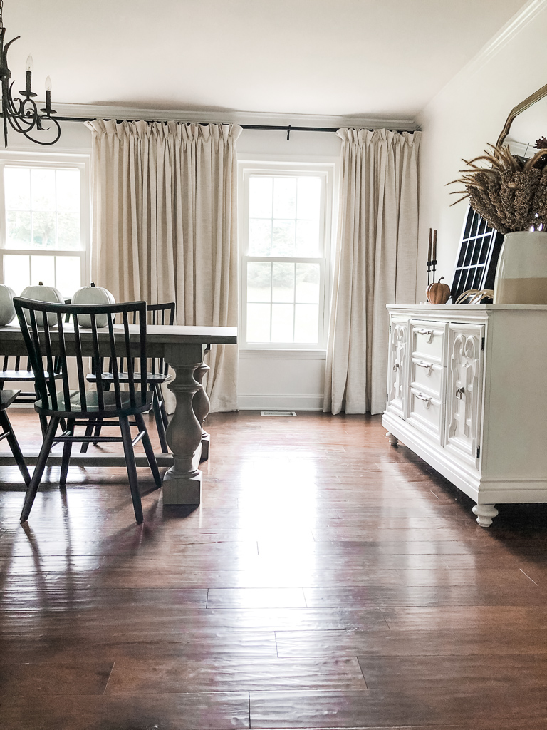 Learn how to replicate these window treatments using pinch pleat curtains!