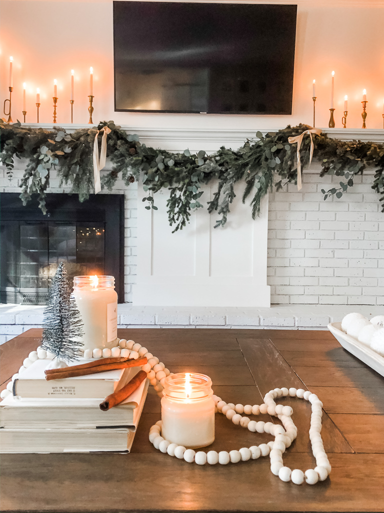 Simple & Neutral Christmas Decor In My Living Room - Marly Dice