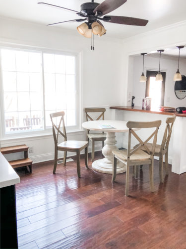 In this tutorial, you'll learn how to build a kitchen nook bench and make a beautiful space! #kitchennookbench