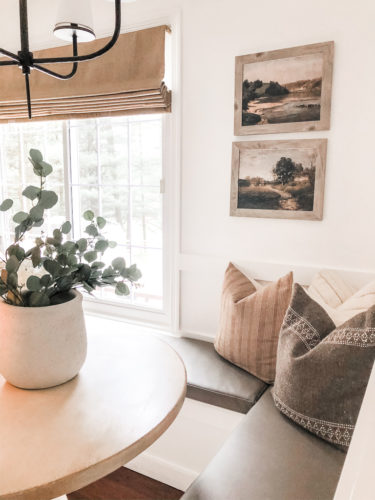 Breakfast nook ideas and inspiration that are both practical and beautiful. Take your dining nook area to the next level. #breakfastnookideas