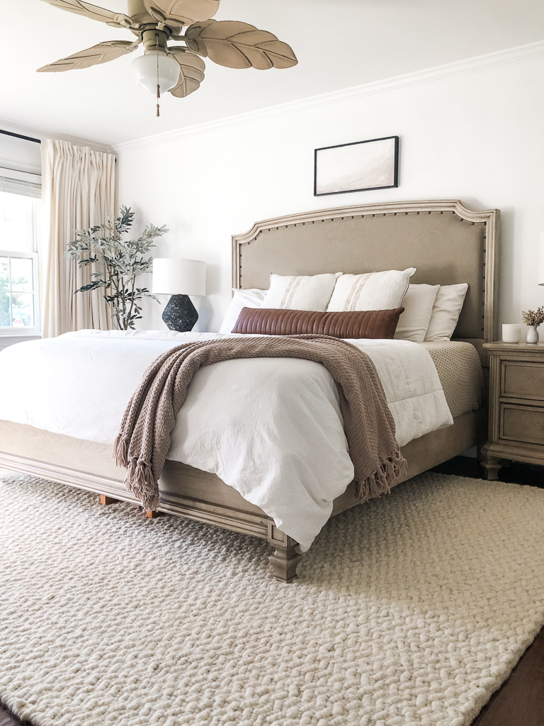 Modern & Neutral Bedroom Design Ideas - Marly Dice