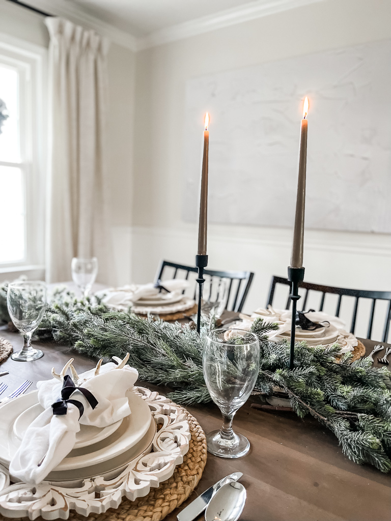 Rustic Christmas Table Decor in my Dining Room - Marly Dice