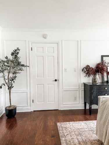 Learn how to install DIY wall moulding AKA picture frame moulding in this step-by-step process, which includes video! #diywallmoulding #pictureframemoulding