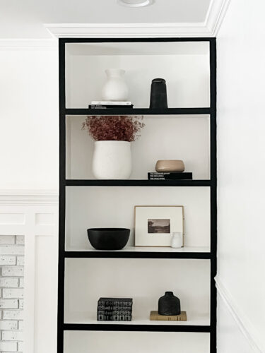 Fall bookcase styling