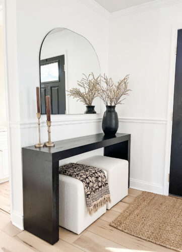 Modern console table styling #consoletable #consoletablestyling