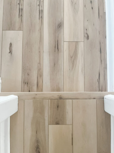 We installed luxury vinyl plank flooring. Here's why I chose Flooret's LVP flooring #lvpflooring