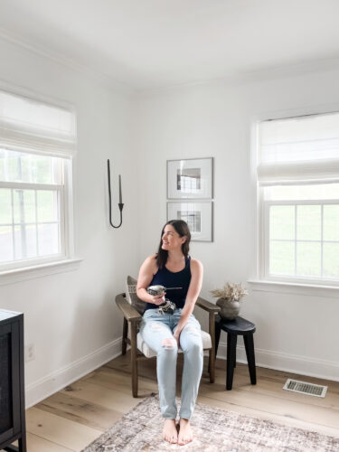 Mudroom entryway ideas, sitting corner, storage cabinet