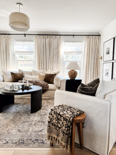 Cozy winter sitting room vibes! @marlydiceblog