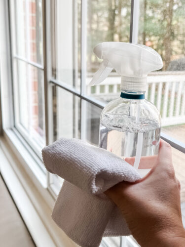 Nontoxic cleaning review - favorite non toxic cleaner for everyday use, windows, mirror, bathrooms and more - #marlydiceblog branch basics
