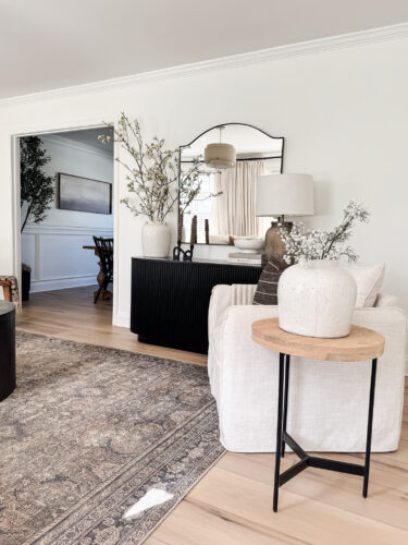 How to style a sideboard! Sophisticated and neutral sideboard styling #marlydiceblog