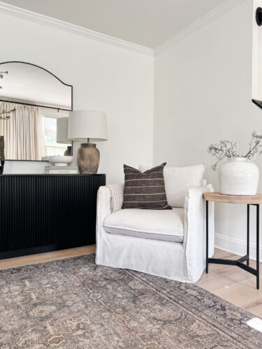 How to style a sideboard! Sophisticated and neutral sideboard styling #marlydiceblog