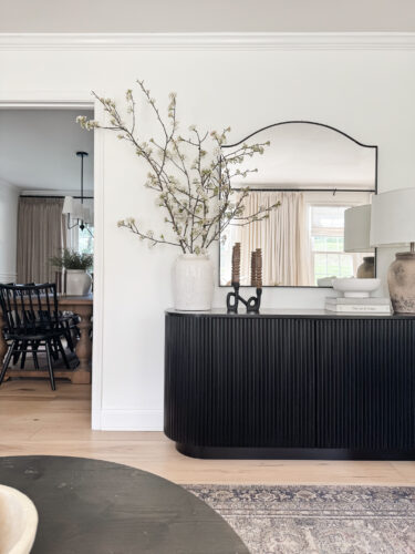 How to style a sideboard! Sophisticated and neutral sideboard styling #marlydiceblog