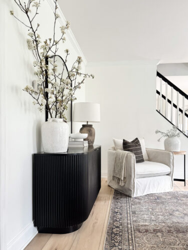 How to style a sideboard! Sophisticated and neutral sideboard styling #marlydiceblog